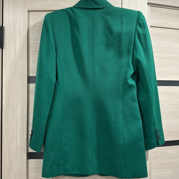 NWT. Linda Allard Ellen Tracy 100%wool blazer - Picture 3 of 10